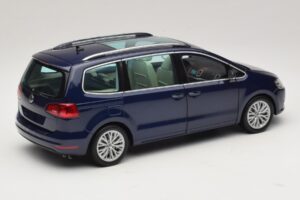 Volkswagen Sharan Blue Metallic Minichamps 1:18 110051000 Metalas - nuotrauka 3 iš 8