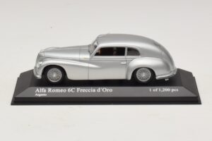 Alfa Romeo 6C 2500 Freccia d'Oro Sidabrinis Minichamps 1:43 Alfa Romeo 6C 2500 Freccia d'Oro Sidabrinis Minichamps 1:43 400120480 Metalas