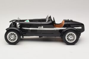 Alfa Romeo 8C Monza Juodas Bburago 1:18 3014-P1 Metalas - nuotrauka 3 iš 6