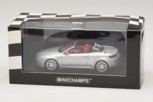 Alfa Romeo Giulia Spider Sidabrinis Minichamps 1:43 400120731 Metalas - nuotrauka 5 iš 5