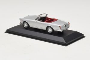 Alfa Romeo Spider 916 3.2 V6 24V Sidabrinis Minichamps 1:43 400120330 Metalas - nuotrauka 3 iš 5
