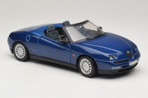 Alfa Romeo Spider 916 Mėlynas Maisto 1:18 31831 Metalas - nuotrauka 6 iš 8
