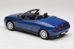 Alfa Romeo Spider 916 Mėlynas Maisto 1:18 31831 Metalas - nuotrauka 7 iš 8