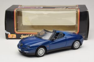 Alfa Romeo Spider 916 Mėlynas Maisto 1:18 31831 Metalas - nuotrauka 8 iš 8