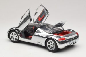 Audi Avus Quattro Chrome Silver Revell 1:18 08830 Metalas - nuotrauka 5 iš 8