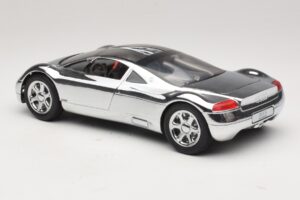 Audi Avus Quattro Chrome Silver Revell 1:18 08830 Metalas - nuotrauka 7 iš 8