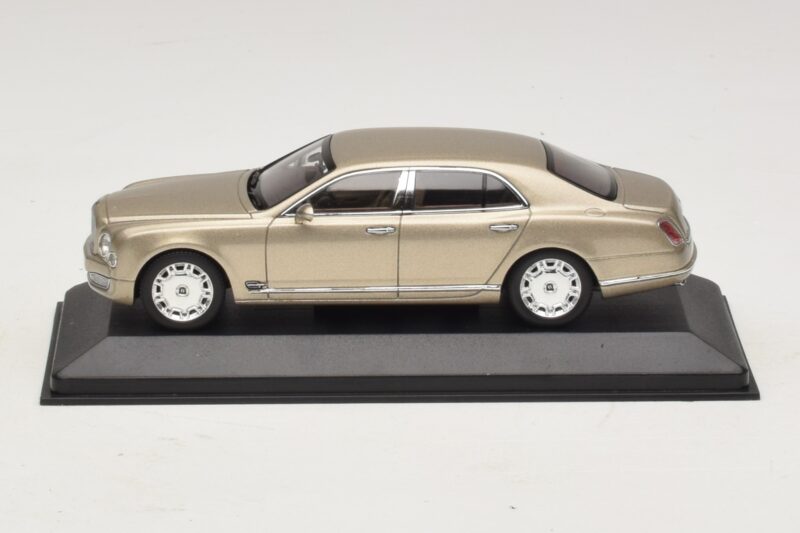 Bentley Mulsanne Auksinė Metalik Minichamps 1:43 40433 Metalas
