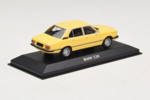 BMW 520 E12 Geltonas Maxichamps 1:43 940023001 Metalas - nuotrauka 2 iš 5