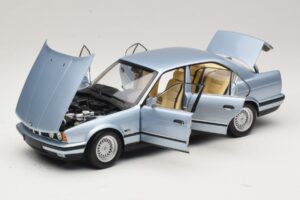 BMW 535i E34 Šviesiai Mėlyna Metalik Minichamps 1:18 100024007 Metalas - nuotrauka 2 iš 8