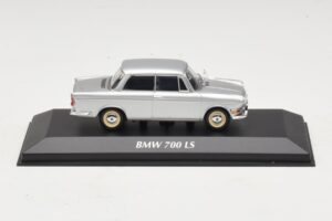 BMW 700 LS Sidabrinis Maxichamps 1:43 940023700 Metalas