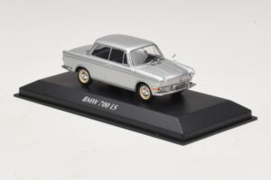 BMW 700 LS Sidabrinis Maxichamps 1:43 940023700 Metalas - nuotrauka 3 iš 5