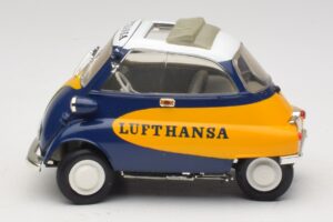BMW Isetta 250 Lufthansa Revell 1:18 08926 Metalas - nuotrauka 4 iš 8