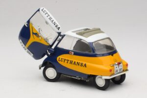 BMW Isetta 250 Lufthansa Revell 1:18 08926 Metalas - nuotrauka 5 iš 8