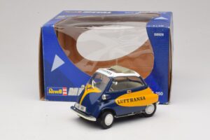 BMW Isetta 250 Lufthansa Revell 1:18 08926 Metalas - nuotrauka 8 iš 8