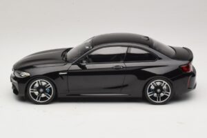 BMW M2 F87 Juoda Metalik Minichamps 1:18 155026100 Metalas - nuotrauka 3 iš 6