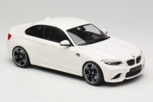 BMW M2 F87 Baltas Minichamps 1:18 155026104 Metalas - nuotrauka 4 iš 6