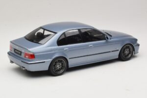 BMW M5 E39 Silverstone Blue Metallic KK-Scale 1:18 KKDC181622 Metalas - nuotrauka 2 iš 6