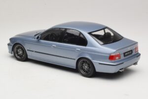 BMW M5 E39 Silverstone Blue Metallic KK-Scale 1:18 KKDC181622 Metalas - nuotrauka 5 iš 6