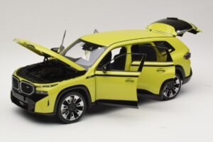 BMW XM G09 Geltonas Minichamps 1:18 110023302 Metalas - nuotrauka 2 iš 8