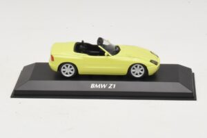 BMW Z1 E30 Geltonas Maxichamps 1:43 BMW Z1 E30 Geltonas Maxichamps 1:43 940020100 Metalas