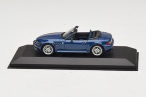 BMW Z3 E36/7 1.8 M Package Mėlynas Pakaitinė Dėžė Minichamps 1:43 BMW Z3 E36/7 1.8 M Package Mėlynas Pakaitinė Dėžė Minichamps 1:43 80429411714-R1 Metalas