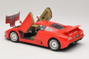 Bugatti EB110 Raudonas Bburago 1:18 3055-P1 Metalas - nuotrauka 5 iš 8