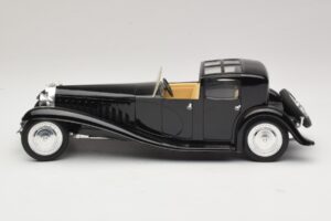 Bugatti Royale Juodas Solido 1:18 8001 Metalas - nuotrauka 3 iš 6