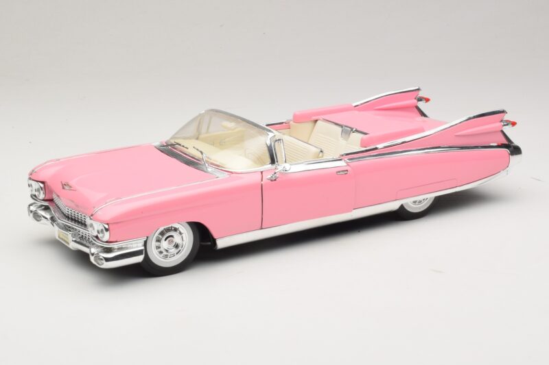 Cadillac Eldorado Biarritz Rožinė Maisto 1:18 31813-P1 Metalas