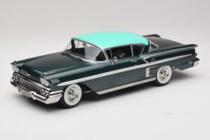 Chevrolet Bel Air Impala Coupe Tamsiai Žalia Metalik & Žalia KK-Scale 1:18 KKDC181594 Metalas