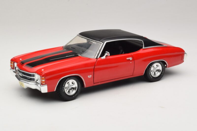 Chevrolet Chevelle SS454 Raudonas Maisto 1:18 31890-P1 Metalas