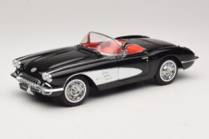 Chevrolet Corvette C1 Tuxedo Black AUTOart 1:18 Chevrolet Corvette C1 Tuxedo Black AUTOart 1:18 71142 Metalas