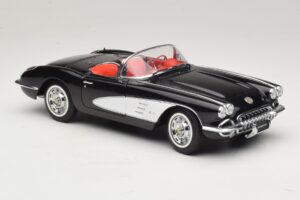 Chevrolet Corvette C1 Tuxedo Black AUTOart 1:18 71142 Metalas - nuotrauka 6 iš 8