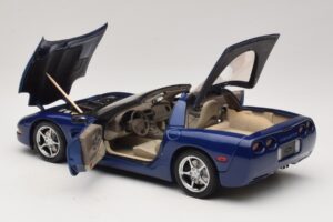 Chevrolet Corvette C5 Commemorative Edition Mėlynas AUTOart 1:18 71157 Metalas - nuotrauka 6 iš 9