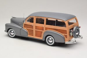 Chevrolet Fleetmaster Woody Pilkas Maisto 1:18 31854 Metalas - nuotrauka 7 iš 8