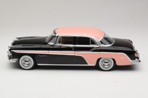 DeSoto Fireflite Sedan Juodas & Rožinė KK-Scale 1:18 KKDC181542 Metalas - nuotrauka 3 iš 6