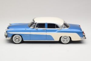 DeSoto Fireflite Sedan Mėlyna Metalik & Kreminė KK-Scale 1:18 KKDC181544 Metalas - nuotrauka 3 iš 6