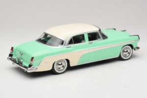 DeSoto Fireflite Sedan Šviesiai Žalia & Kreminė KK-Scale 1:18 KKDC181543 Metalas - nuotrauka 2 iš 6