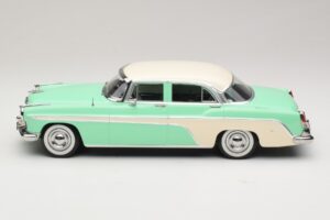 DeSoto Fireflite Sedan Šviesiai Žalia & Kreminė KK-Scale 1:18 KKDC181543 Metalas - nuotrauka 3 iš 6