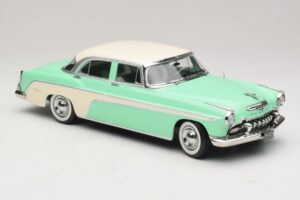 DeSoto Fireflite Sedan Šviesiai Žalia & Kreminė KK-Scale 1:18 KKDC181543 Metalas - nuotrauka 4 iš 6