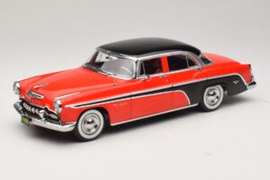 DeSoto Fireflite Sedan Raudonas & Juodas KK-Scale 1:18 KKDC181541 Metalas