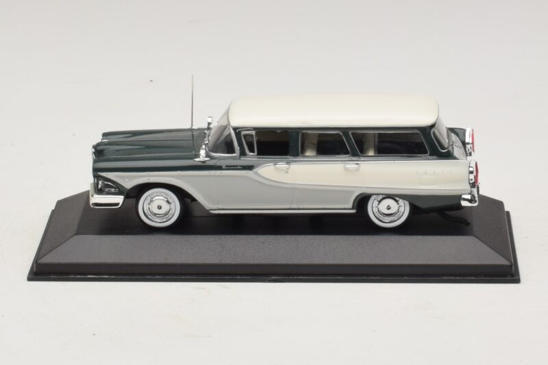 Edsel Bermuda Universalas Tamsiai Žalia Balta Minichamps 1:43 400082013 Metalas