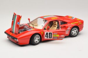 Ferrari 288 GTO #40 Raudonas Bburago 1:18 3027-P4 Metalas - nuotrauka 2 iš 8