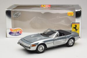 Ferrari 365 GTS Chrome Silver Hot Wheels 1:18 25738 Metalas - nuotrauka 8 iš 8