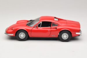 Ferrari Dino 246 Raudonas Majorette 1:18 5271 Metalas - nuotrauka 4 iš 8