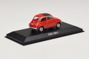 Fiat 500 L Raudonas Maxichamps 1:43 940121600 Metalas - nuotrauka 2 iš 5