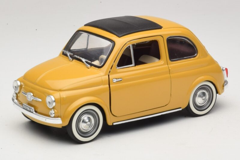 Fiat 500 Geltonas Solido 1:18 8042 Metalas