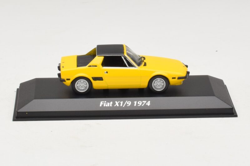 Fiat X1/9 Geltonas Maxichamps 1:43 Fiat X1/9 Geltonas Maxichamps 1:43 940121660 Metalas