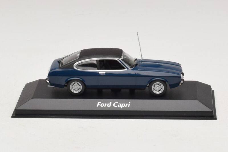 Ford Capri II Tamsiai Mėlynas Maxichamps 1:43 Ford Capri II Tamsiai Mėlynas Maxichamps 1:43 940081201 Metalas