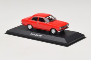 Ford Escort Mk1 Raudonas Maxichamps 1:43 940081001 Metalas - nuotrauka 3 iš 5