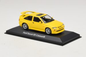 Ford Escort RS Cosworth Geltonas Maxichamps 1:43 940082101 Metalas - nuotrauka 3 iš 5